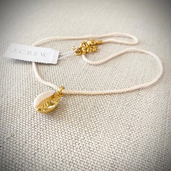 J. Crew NWT Seashell Charm Necklace - Picture 4 of 10